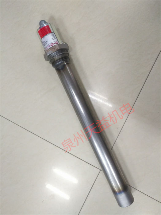 AB32-10 1 E 230.jpg